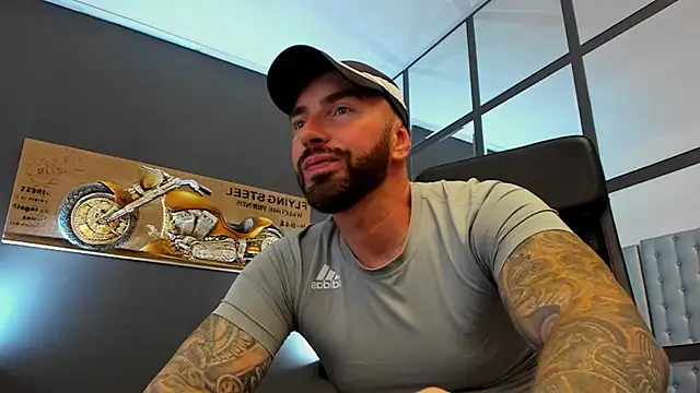 AronGrant online show from September 26, 2025, 10:41 am