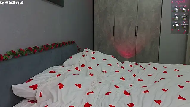 doll lol  online show from February 23, 2025, 8:55 pm