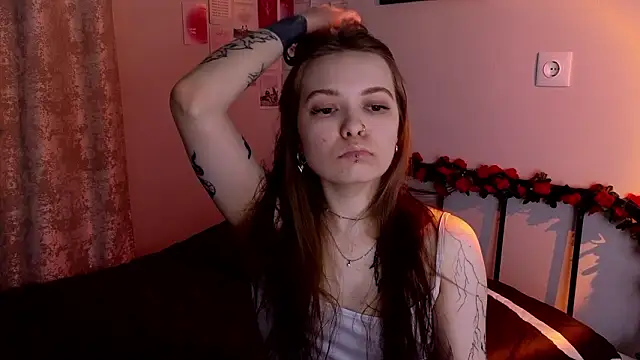 doll lol  online show from March 29, 2026, 5:24 pm