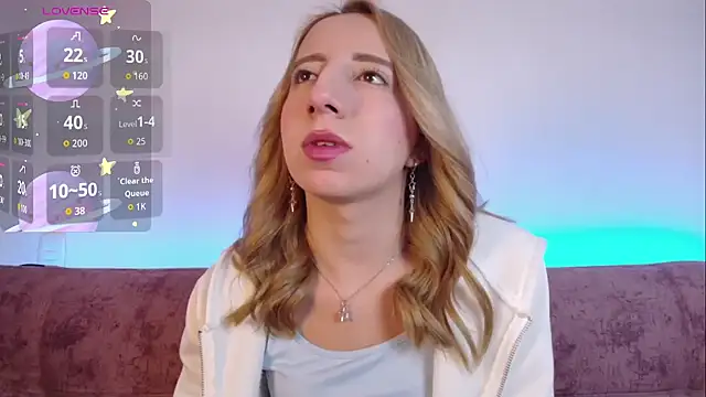 Miiaa doll online show from November 12, 2025, 2:56 am