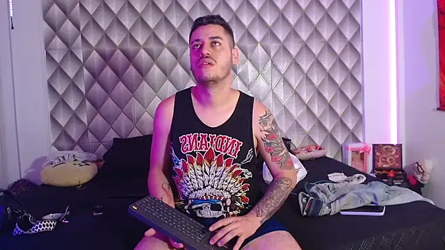 CoupleSwingerLatin online show from March 22, 2026, 4:05 am