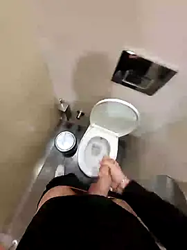 Snapshot of sevvvvsevvvv1 chatting on February 11, 2026, 5:18 pm sevvvvsevvvv1 online show from February 11, 2026, 5:18 pm