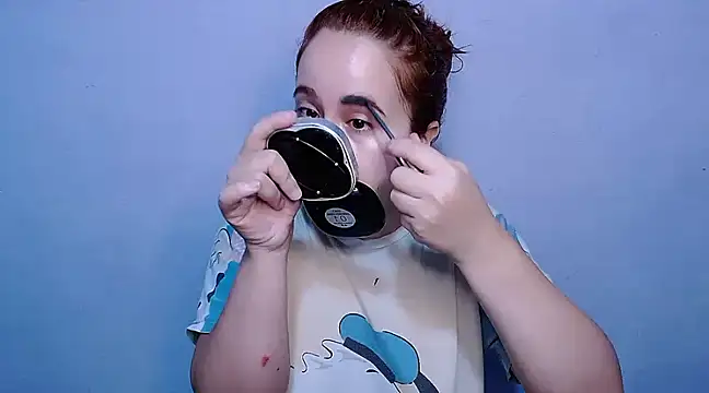 SubLayla01 online show from February 3, 2025, 11:20 am