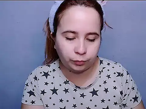 SubLayla01 online show from October 28, 2025, 5:15 pm