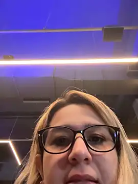 amooraaamoon online show from March 20, 2025, 1:15 pm