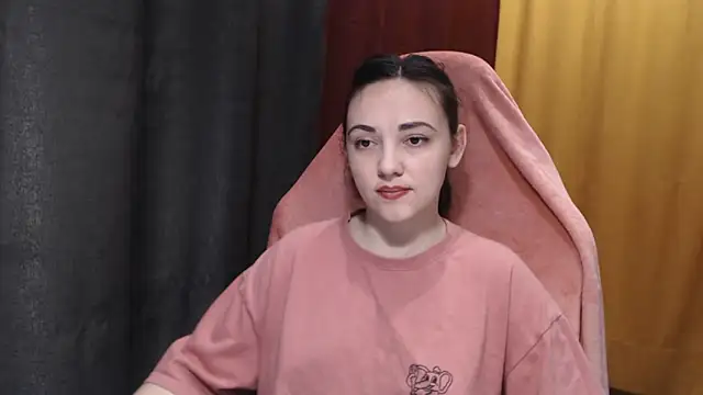 Snapshot of StacyMind chatting on May 5, 2026, 5:10 pm StacyMind online show from May 5, 2026, 5:10 pm