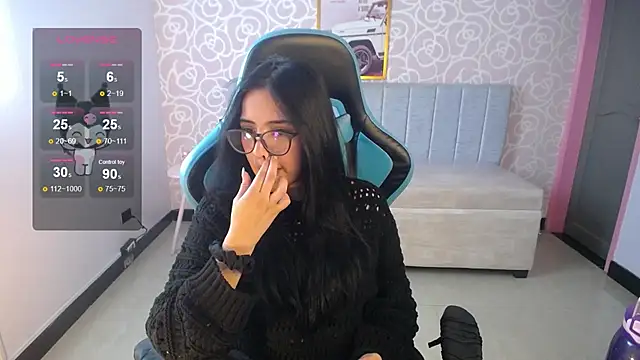 ninfa1 ch online show from January 28, 2025, 8:36 pm