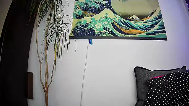 Snapshot of EmmaKrosss chatting on March 20, 2025, 12:32 pm EmmaKrosss online show from March 20, 2025, 12:32 pm