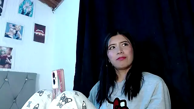 Yeimy sweetf online show from January 15, 2025, 1:56 am