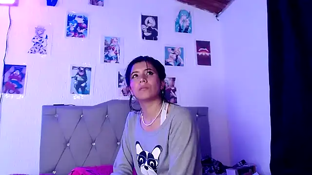 Yeimy sweetf online show from January 16, 2025, 3:23 am