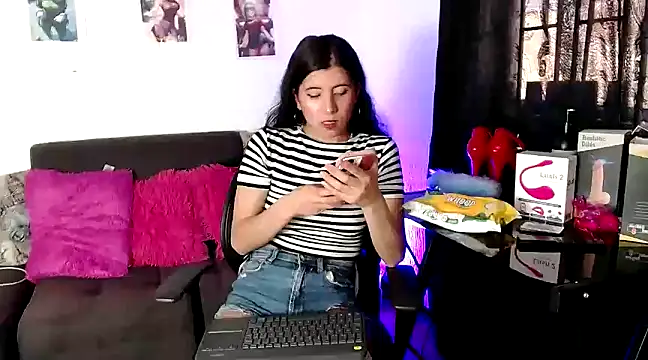 Yeimy sweetf online show from February 2, 2025, 8:08 pm