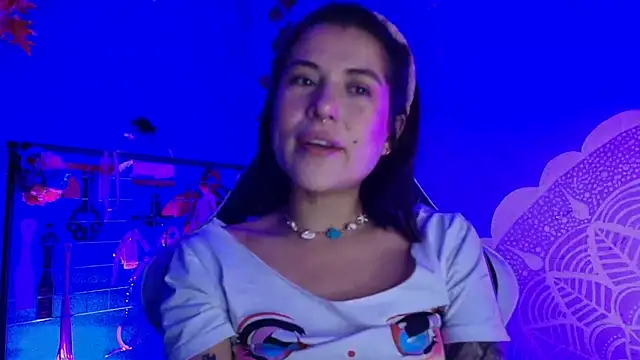 Hellen dumont online show from September 11, 2025, 2:33 am