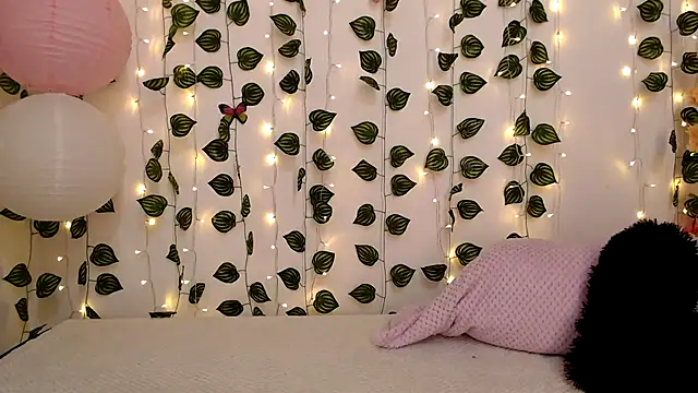 Hellen dumont online show from September 20, 2025, 3:29 am