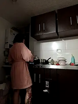 Hellen dumont online show from September 28, 2025, 2:17 am