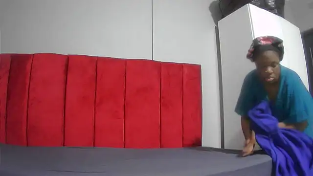 assqueenxx online show from September 15, 2025, 4:12 am