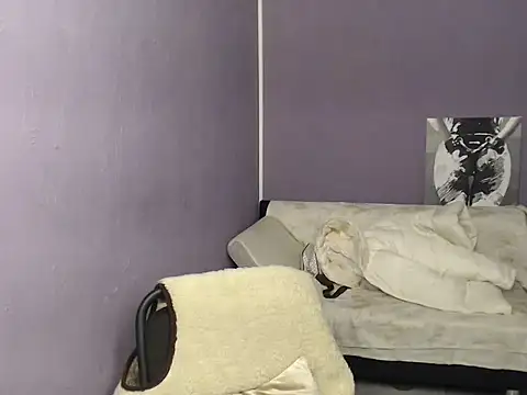 so shy online show from October 30, 2025, 7:21 am