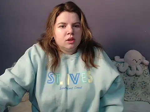 so shy online show from November 30, 2025, 7:23 am