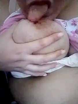 carmelasexy online show from October 13, 2025, 9:48 pm