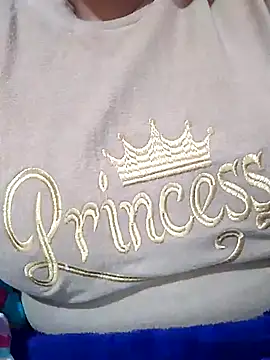 carmelasexy online show from November 27, 2025, 5:37 pm