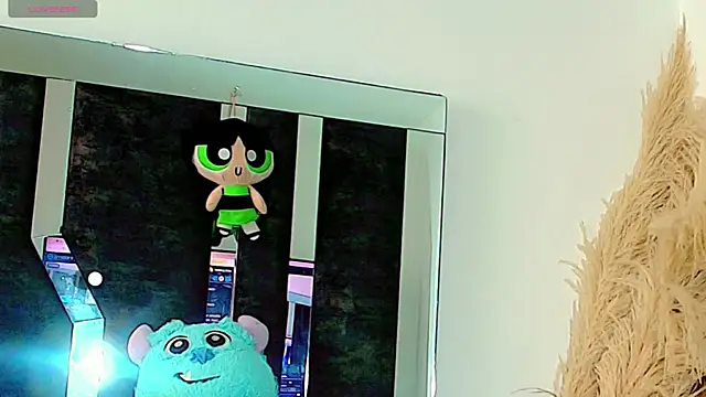 honey skin online show from April 8, 2026, 7:14 pm