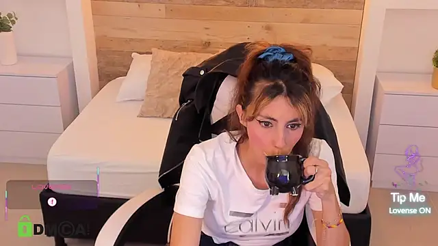 candy summer28 online show from October 23, 2025, 7:12 pm