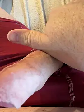 Snapshot of henes188 chatting on October 31, 2025, 11:44 am henes188 online show from October 31, 2025, 11:44 am