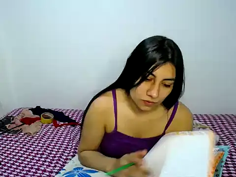  katerin love1 online show from January 6, 2026, 5:27 pm