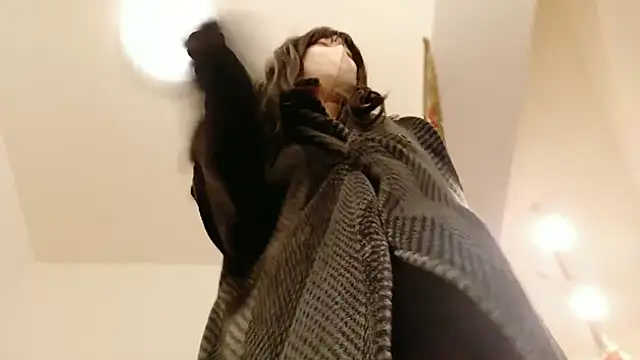 xxxYUKARIxxx online show from March 3, 2025, 8:49 am