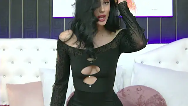 Snapshot of SophiaVilner chatting on February 2, 2025, 10:49 pm SophiaVilner online show from February 2, 2025, 10:49 pm