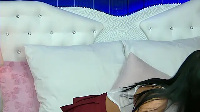 Snapshot of SophiaVilner chatting on February 24, 2026, 7:34 pm SophiaVilner online show from February 24, 2026, 7:34 pm