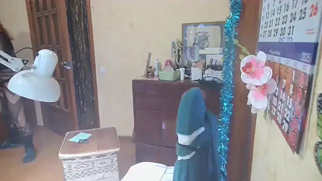 Snapshot of LadaXMay chatting on October 10, 2025, 1:43 pm LadaXMay online show from October 10, 2025, 1:43 pm