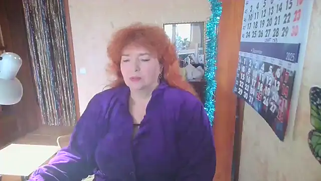 Snapshot of LadaXMay chatting on November 17, 2025, 10:32 am LadaXMay online show from November 17, 2025, 10:32 am