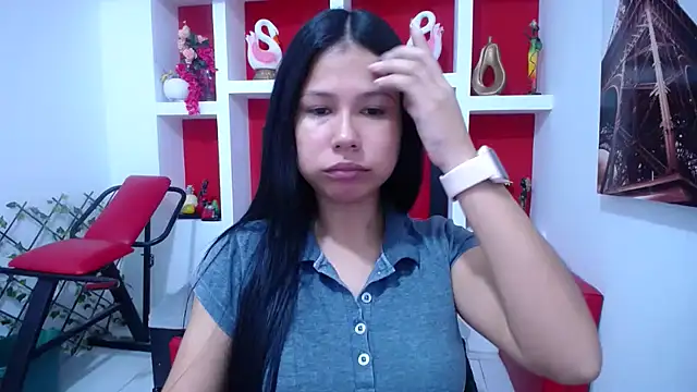 Letty Plugxo online show from October 15, 2025, 12:05 pm