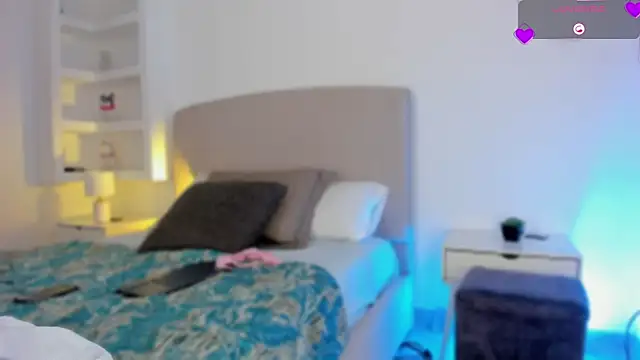 Snapshot of Ammy_xx chatting on October 3, 2025, 7:33 pm Ammy xx online show from October 3, 2025, 7:33 pm