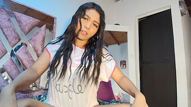 Nicol-Gil20 online show from March 10, 2025, 3:12 am