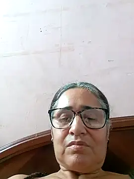 Snapshot of _candi chatting on February 11, 2025, 8:10 pm candi online show from February 11, 2025, 8:10 pm