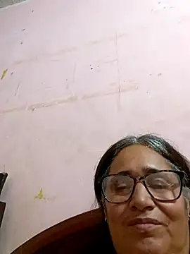 Snapshot of _candi chatting on March 2, 2025, 11:53 pm candi online show from March 2, 2025, 11:53 pm