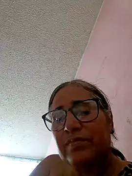 Snapshot of _candi chatting on March 15, 2025, 8:10 pm candi online show from March 15, 2025, 8:10 pm