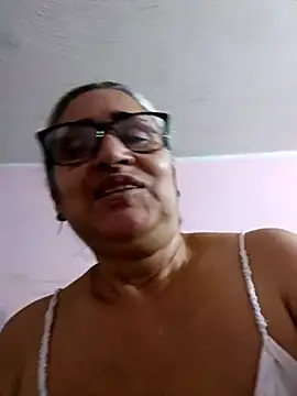  candi online show from November 12, 2025, 1:28 am