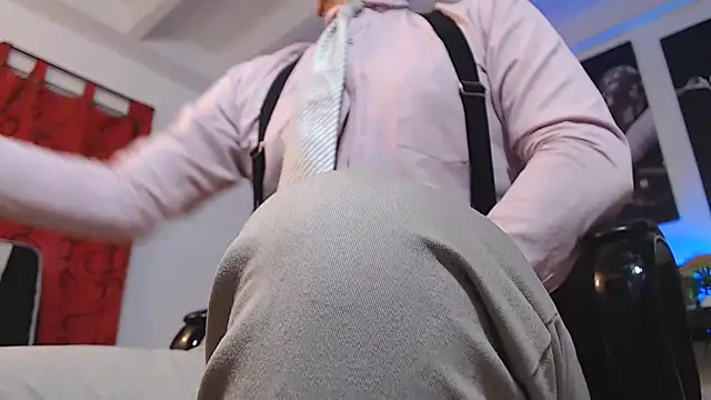 Snapshot of Jerry_hot1 chatting on February 10, 2025, 10:40 pm Jerry hot1 online show from February 10, 2025, 10:40 pm