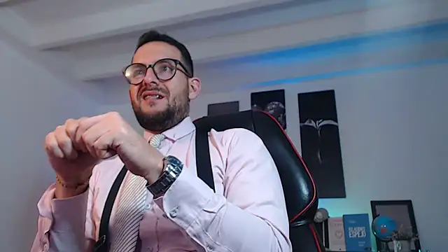 Snapshot of Jerry_hot1 chatting on February 19, 2025, 11:49 am Jerry hot1 online show from February 19, 2025, 11:49 am