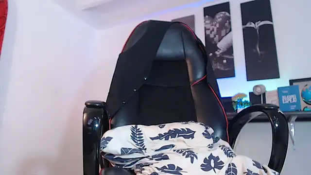 Snapshot of Jerry_hot1 chatting on March 5, 2025, 4:24 pm Jerry hot1 online show from March 5, 2025, 4:24 pm