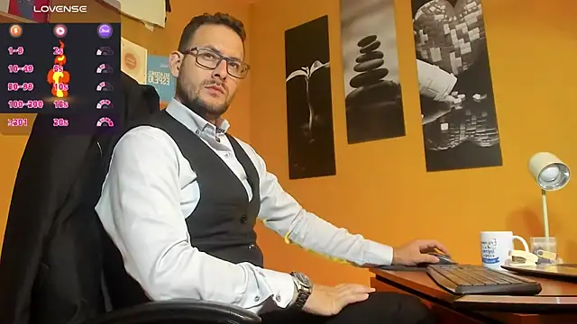 Snapshot of Jerry_hot1 chatting on September 12, 2025, 10:26 am Jerry hot1 online show from September 12, 2025, 10:26 am