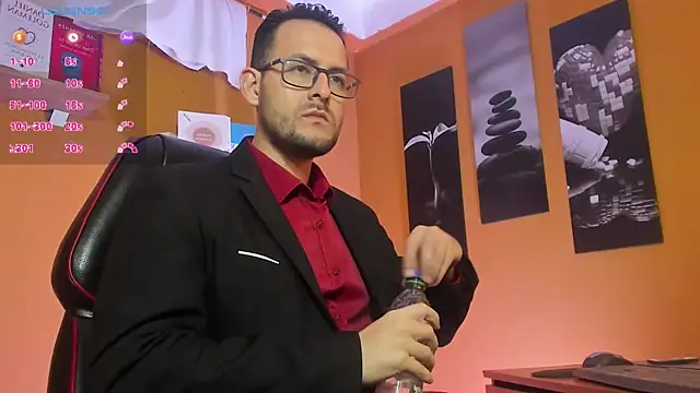 Snapshot of Jerry_hot1 chatting on September 18, 2025, 10:28 am Jerry hot1 online show from September 18, 2025, 10:28 am