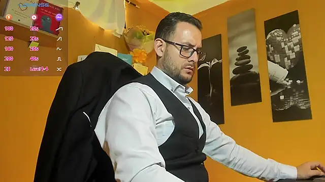 Snapshot of Jerry_hot1 chatting on September 23, 2025, 12:19 pm Jerry hot1 online show from September 23, 2025, 12:19 pm