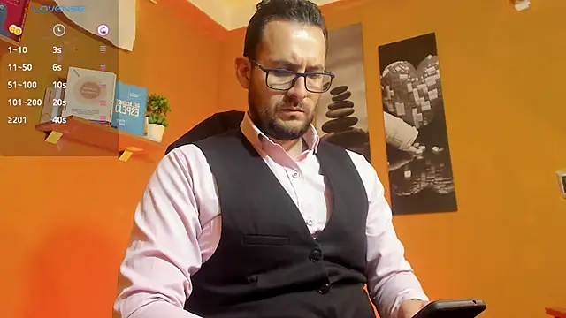 Snapshot of Jerry_hot1 chatting on October 3, 2025, 12:13 pm Jerry hot1 online show from October 3, 2025, 12:13 pm