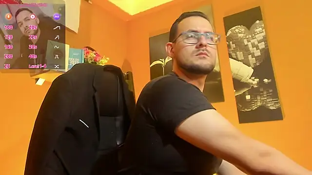 Snapshot of Jerry_hot1 chatting on October 31, 2025, 12:50 pm Jerry hot1 online show from October 31, 2025, 12:50 pm