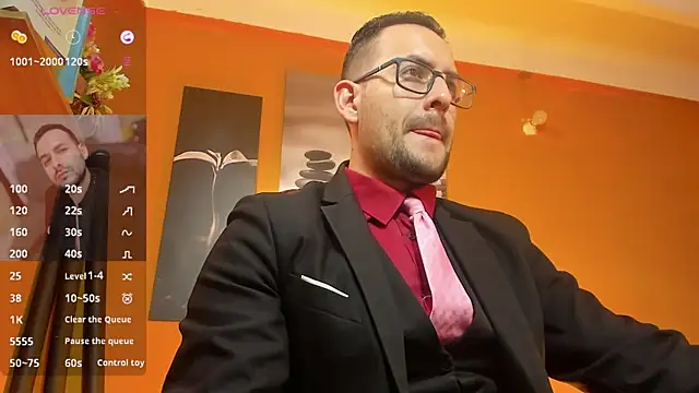 Snapshot of Jerry_hot1 chatting on December 17, 2025, 12:55 pm Jerry hot1 online show from December 17, 2025, 12:55 pm