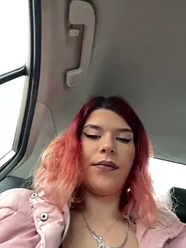 RiriRoseey online show from April 4, 2026, 7:50 am