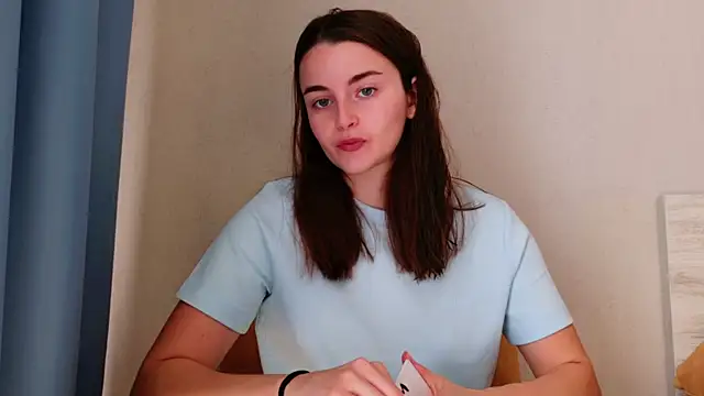 Snapshot of Miss_Arwen chatting on May 8, 2026, 6:19 am Miss Arwen online show from May 8, 2026, 6:19 am